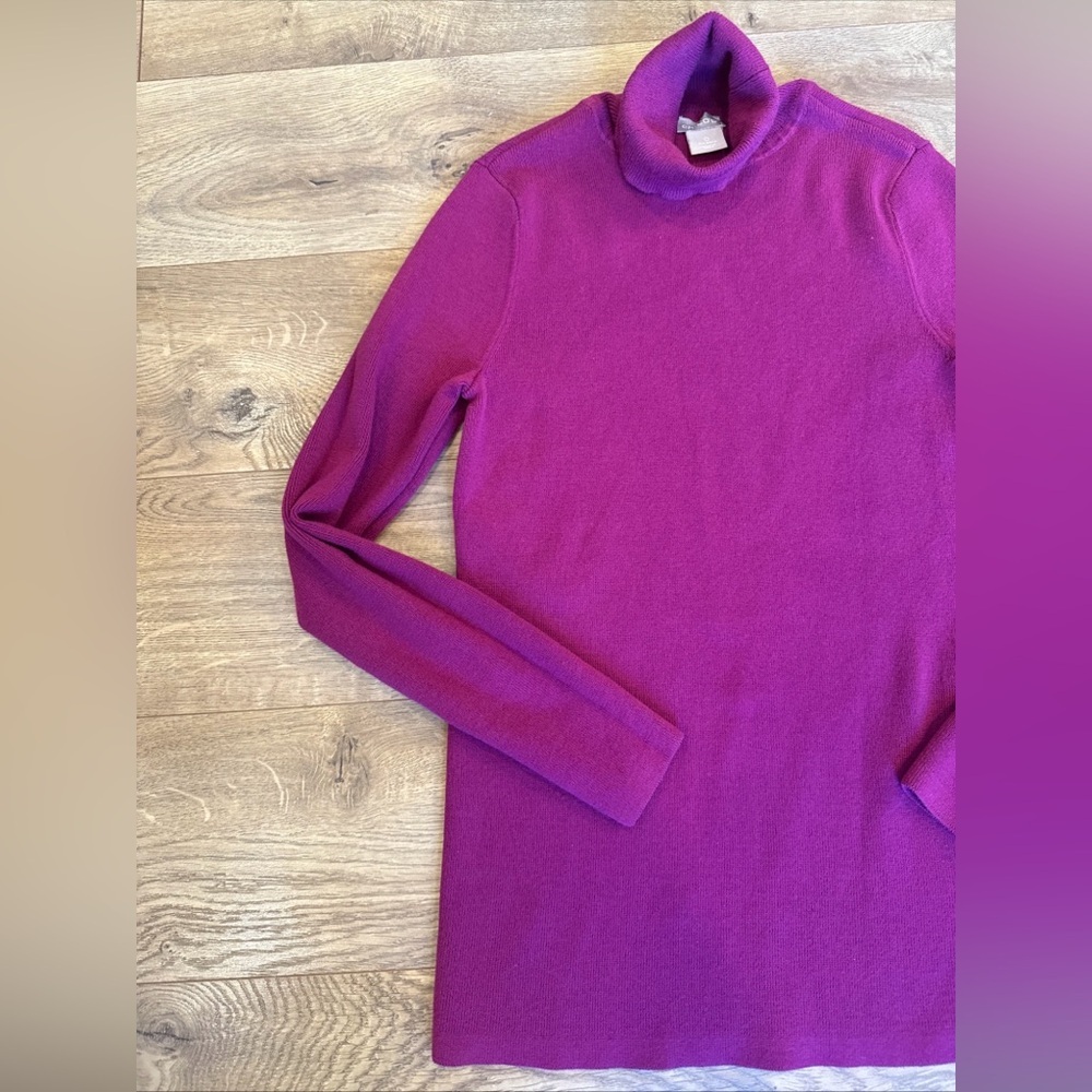 Chicos Turtleneck Top Size 0 Small Fuchsia Ribbed Classic Soft Knit Stretchy - Picture 5 of 6